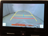 いまや必須装備「ナビゲーション」搭載!知らない場所に、スイスイッとドライブ。なんて便利な機能でしょうか?もう、これなしではハンドルを握れませんね!でも、運転中の操作は危険ですのでご注意ですね♪