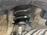 お車を安心してお乗りいただく為には、足回りの定期点検が欠かせません。サービスサポート(有償保証)では無料点検もご提供しており、安心のカーライフをお過ごしいただけるサポート体制が整っています。
