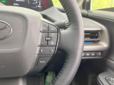 【レーダークルーズコントロール】高速道路での長距離走行が楽に!!自動で速度を保つクルーズコントロールが、衝突軽減システムと連携し、前方の車両を感知して車間を保つように速度調節してくれます!!