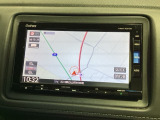 アップルカープレイ対応ギャザズナビ搭載です。知らない道も安心ですね!