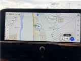 いまや必須装備「ナビゲーション」搭載!知らない場所にスイスイッとドライブ。もう、これなしではハンドルを握れませんね!でも運転中の操作は危険ですのでご注意ですね☆