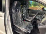 もちろん車内はキレイです♪よりクリーンな状態をキープしたいお客様には『ナノゾーンコート』がおすすめ!新型コロナウイルス対策や、除菌・消臭に効果を発揮し多くの方にご好評いただいております。