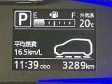 いまや必須装備「ナビゲーション」搭載!知らない場所にスイスイッとドライブ。もう、これなしではハンドルを握れませんね!でも運転中の操作は危険ですのでご注意ですね☆