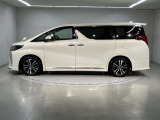 全車種、走行距離無制限の1年間無料保証付き!全国5000ヶ所に及ぶトヨタサービス店舗の安心ネットワーク!※3年先まで延長可能なロングラン保証&alpha;もご用意してます(有料)。