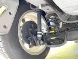 お車を安心してお乗りいただく為には、足回りの定期点検が欠かせません。サービスサポート(有償保証)では無料点検もご提供しており、安心のカーライフをお過ごしいただけるサポート体制が整っています。