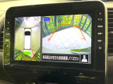 【アラウンドビューモニター】専用のカメラにより、上から見下ろしたような視点で360度クルマの周囲を確認することができます☆死角部分も確認しやすく、狭い場所での切り返しや駐車もスムーズに行えます。