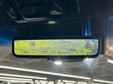 【デジタルインナーミラー】後席の大きな荷物や同乗者で後方が確認しづらい時でも安心!カメラが撮影した車両後方の映像をルームミラー内に表示。クリアな視界で状況の確認が可能です!