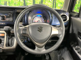 【純正革巻きステアリング】上質な革を使用することで、手にしっかり馴染みとても運転しやすいハンドルです♪