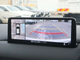 360度ビューモニターです。前後左右の安全を確認できます。