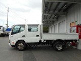 ディーゼル、4WD、マニュアル、ABS、Wキャブ、セミロング、2トン、荷台内寸約:L256&times;W179&times;H36