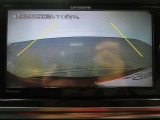 バックガイドモニターで、後方を確認しながら安心して駐車することができます。運転初心者も熟練者も必須の機能ですよ!