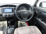 操作しやすい運転席シート回りスイッチ&レバー類