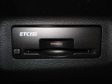 ETC2.0装備♪従来のETCの高速利用料金の収受だけではなく、渋滞回避や安全運転支援といったドライバーに有益な情報を提供してくれます♪