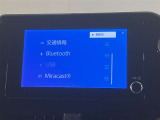いまや必須装備「ナビゲーション」搭載!知らない場所に、スイスイッとドライブ。なんて便利な機能でしょうか?もう、これなしではハンドルを握れませんね!でも、運転中の操作は危険ですのでご注意ですね☆