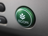 ECONスイッチの効果とあなたの運転で、クルマと力をあわせ「燃費向上=ガソリン代の節約=CO2削減」のチャレンジをお楽しみください。