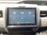 ドライブの必需品。見やすい・使いやすいHonda純正のメモリーナビを搭載。Bluetooth機能もついているのでお持ちのスマートフォンと連携させて、さらに便利に利用が可能です。