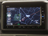 純正スタンダードインターナビ(VXM-234VFi)&バックカメラが装備されているので、普段の使い勝手もロングドライブも快適です。