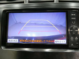 バックモニターがついていますのでバックでの駐車が苦手な方でも大丈夫です。実際のバック駐車は目視確認と合わせてお使い下さい。