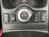 2WD&hArr;4WD切り替えスイッチです
