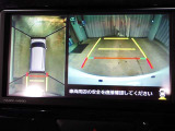 バックモニター付きなので車庫入れもラクラクです♪