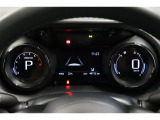 マルチインフォメーションディスプレイ付きのメーターです!エコ運転へ導く多彩な情報を表示してくれます。