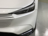 LEDヘッドライトは、点灯の瞬間から最大光量を発揮し、突然暗くなるトンネルなどでの安定感を高めます。
