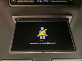 【フリップダウンモニター】大画面モニターで後席でもエンタメをお楽しみいただけます。小さなお子様にも大人気の装備です♪