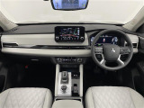 アウトランダー PHEV 2.4 P 4WD 本革シート