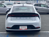 バックカメラが付いているので後方確認が非常にしやすいです。今や運転初心者も熟練者も必須装備!ついていて損はないですね♪