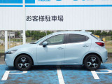 【メーカーオプション装着車】 セーフティクルーズパッケージの内容 スマートブレーキ+ドライビングディスプレイ+タコメーター+レーンキープアシスト+マツダレーダークルーズ+交通標識認識システム