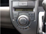 オートエアコンのお車ですので室内の温度をスムーズに調整してくれます♪