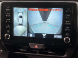全周囲カメラ付きで車庫入れも安心ですね。