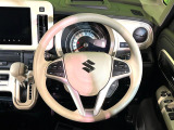 【ステアリングスイッチ】運転中、前方から目線をそらすことなく、オーディオ等の操作が可能な便利機能!安心&快適なドライブを演出してくれます♪