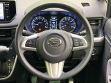 【ステアリングスイッチ】運転中、前方から目線をそらすことなく、オーディオ等の操作が可能な便利機能!安心&快適なドライブを演出してくれます♪