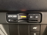 ETCが付いてます。ETC搭載車しか通過できないスマートICが利用できるようになりますよ!現在スマートICの設置箇所も増えてきているので、高速道路利用の幅が広がりますね☆