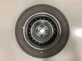 当社にてデモ走行時に装着していたワンシーズン使用の中古スタットレスタイヤ+ホイール4本セットを用意致しました。(2025年製、タイヤ+ホイールは現状渡し、保証対象外です)