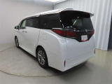 展示車はお客様のお住いの近くのネッツトヨタ石川のお店まで移動も可能です。最寄りの店舗までお気軽にご相談ください。
