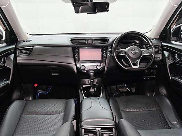PREVIEW 2013年2月号 日産 エクストレイル 2.0 20Xi ハイブリッド 4WD の中古車詳細 (44,000