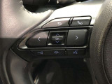【ステアリングスイッチ】左です。ハンドルから手を離さず、運転に集中したまま手元でオーディオ操作等ができます。