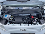 エンジンルームの画像です。店舗にて現車の確認もいただけますので、お電話で在庫のご確認の上是非ご来店くださいませ!!!ワクワクするクルマ選びをご提案します!