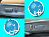 電動でシートを調整できるパワーシート搭載です。運転席は8Wayパワーシート、助手席は4Wayパワーシートです。