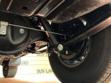お車を安心してお乗りいただく為には、足回りの定期点検が欠かせません。サービスサポート(有償保証)では無料点検もご提供しており、安心のカーライフをお過ごしいただけるサポート体制が整っています。