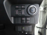 両側電動のスライドドアで楽々スムース!運転席からも開閉の操作もできます♪キーのスイッチひとつで自動開閉できる便利な機能もついてます♪