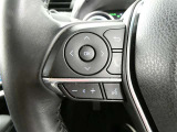 Bluetooth接続でハンドルを握ったままステアリングスイッチで電話のワイヤレス通信が可能です。