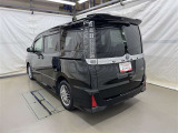 走りにこだわりながら収納力も持ち合わせたお車です。