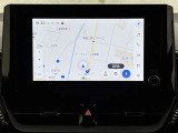 ディスプレイオーディオを装備。スマホとクルマをつなぐことで、これまでのナビに加えて、いろんなサービスが楽しめます。