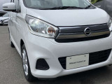 LEDヘッドライトはハロゲンヘッドランプより高い光量でより白く明るく遠くを照らし、夜間走行時の視認性を高めます★