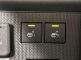寒い日のドライブを快適にする運転席&助手席シートヒーターが付いてます