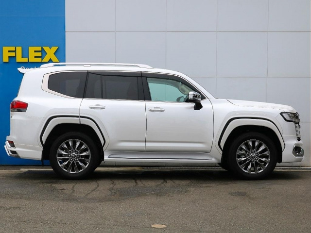 トヨタ ランドクルーザー300 3.5 ZX 4WD の中古車詳細 (5,000km