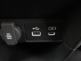 便利な充電用USBジャックも付いています☆周辺機器の充電にご利用頂けます☆